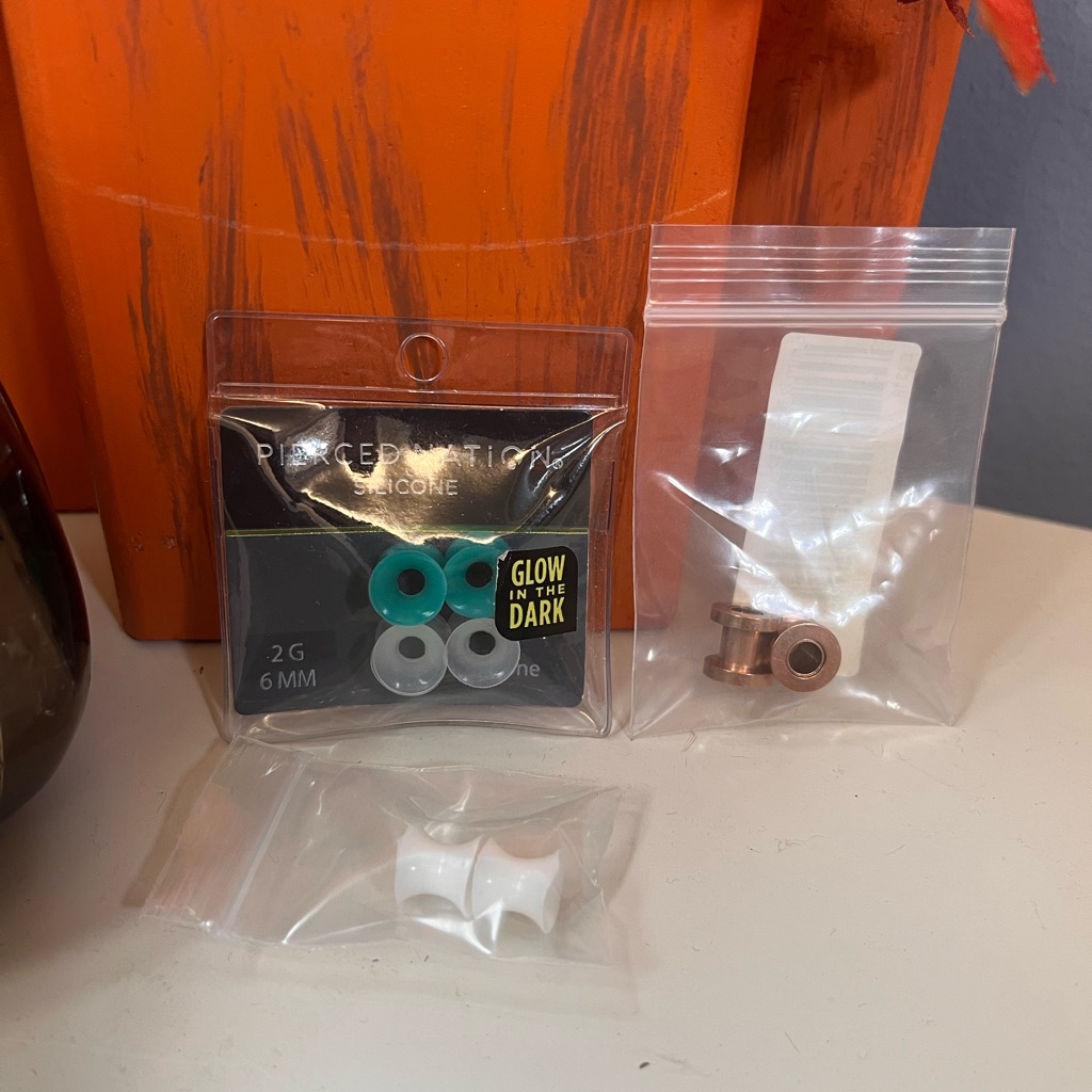 Tunnels/ Gauges